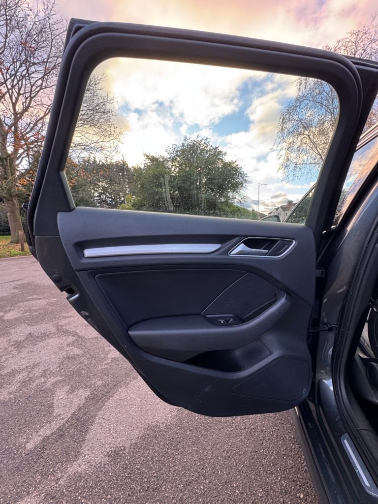 Used Audi A3 2013 for sale - 76632582: Photo 18