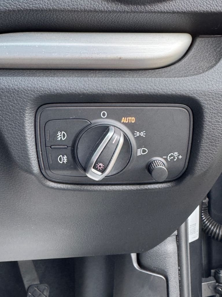 Used Audi A3 2013 for sale - 76632582: Photo 31