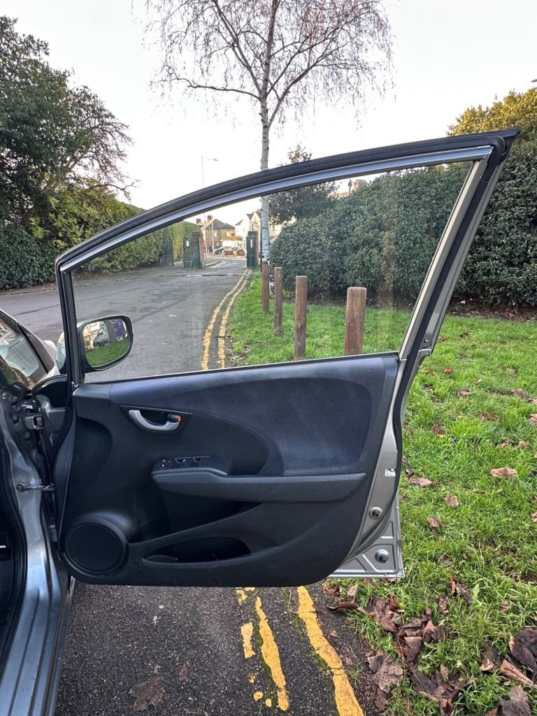 Used Honda Jazz 2010 for sale - 76934602: Photo 13