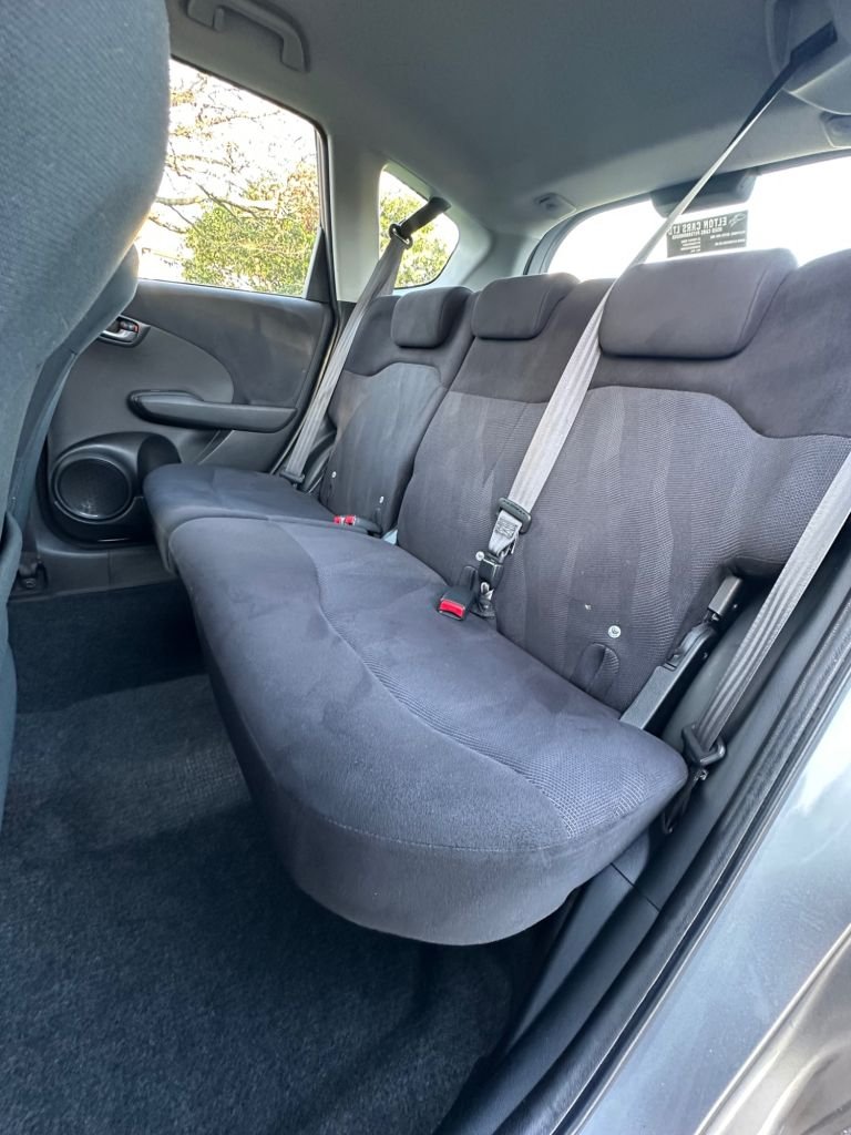 Used Honda Jazz 2010 for sale - 76934602: Photo 16