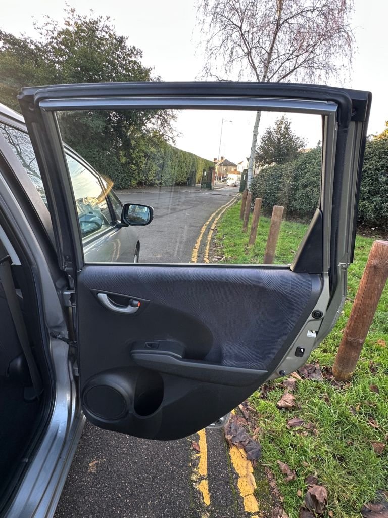 Used Honda Jazz 2010 for sale - 76934602: Photo 19