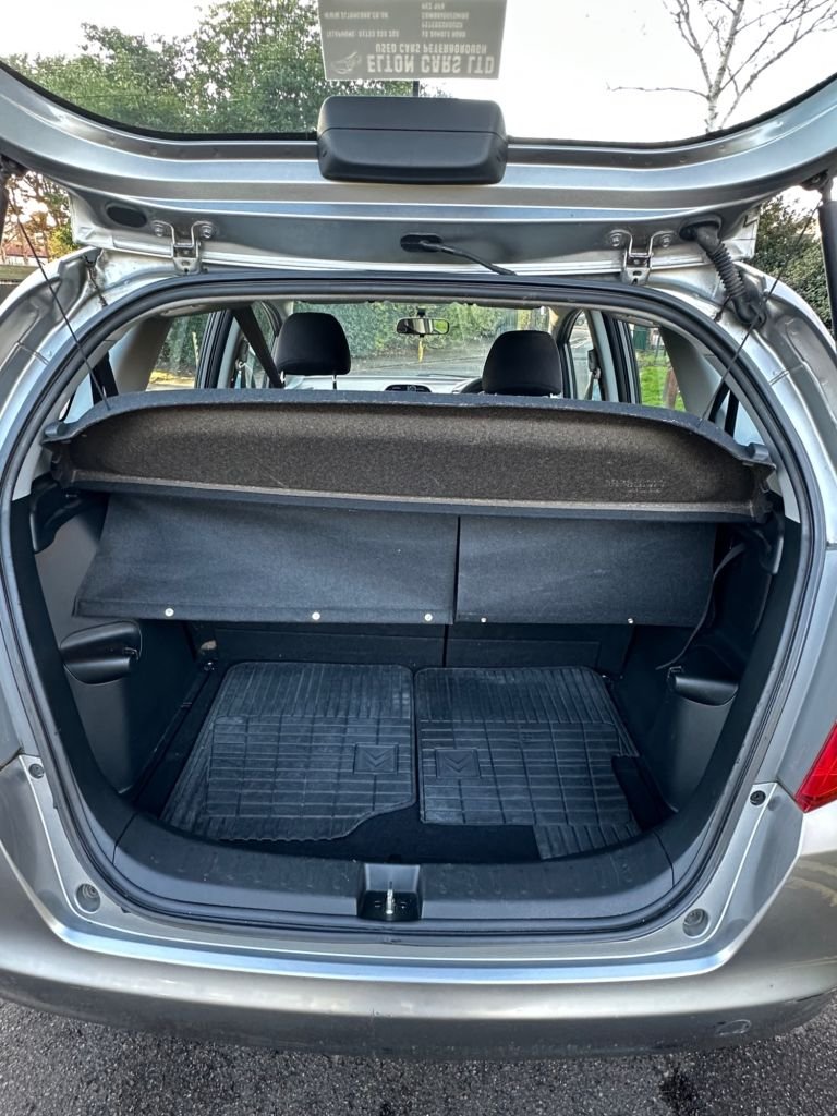 Used Honda Jazz 2010 for sale - 76934602: Photo 21