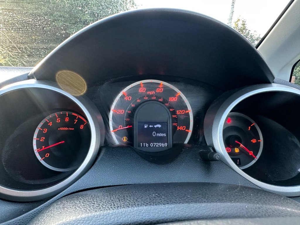 Used Honda Jazz 2010 for sale - 76934602: Photo 27