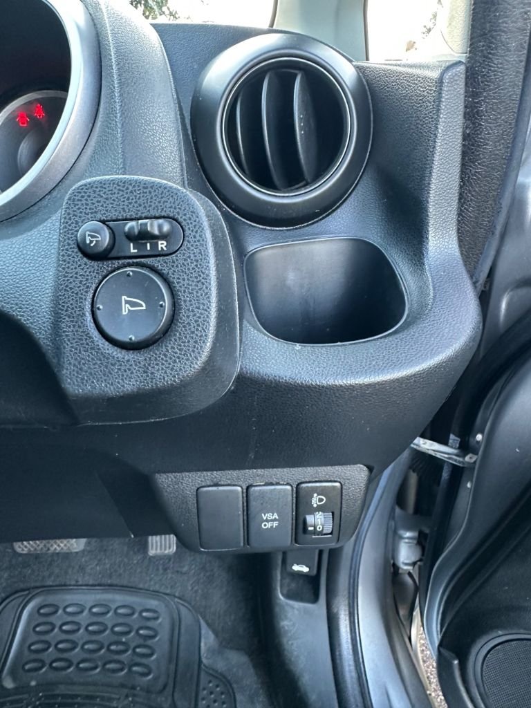 Used Honda Jazz 2010 for sale - 76934602: Photo 31