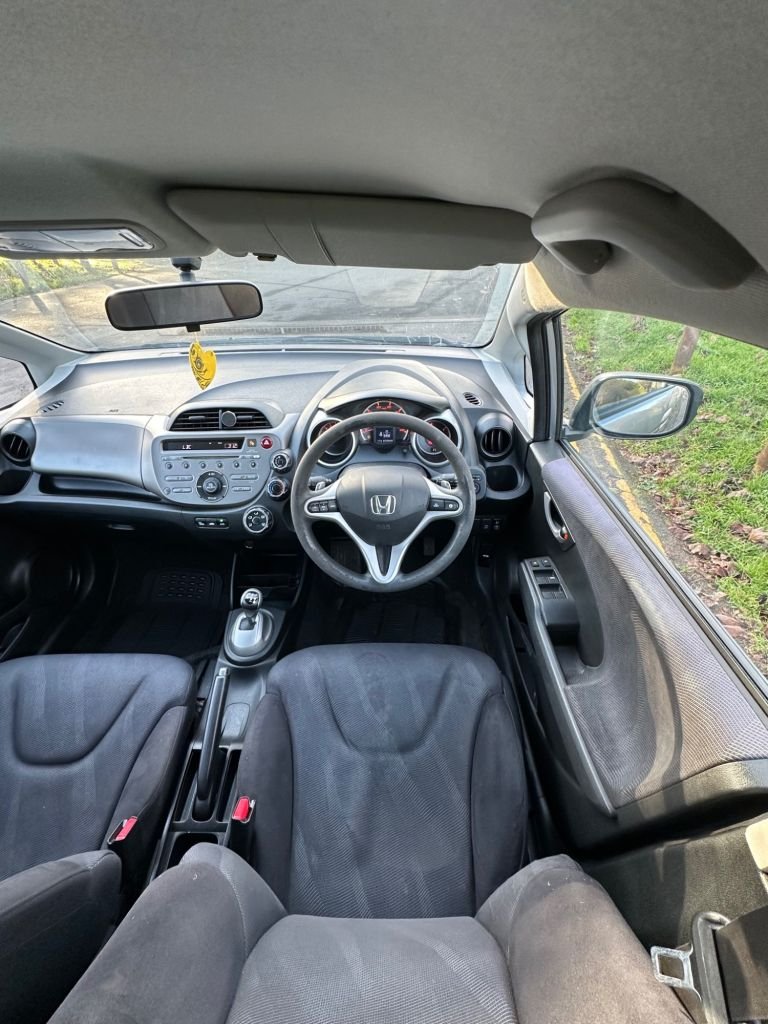 Used Honda Jazz 2010 for sale - 76934602: Photo 33