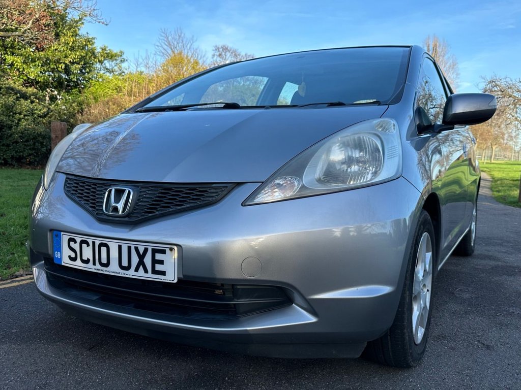 Used Honda Jazz 2010 for sale - 76934602: Photo 5