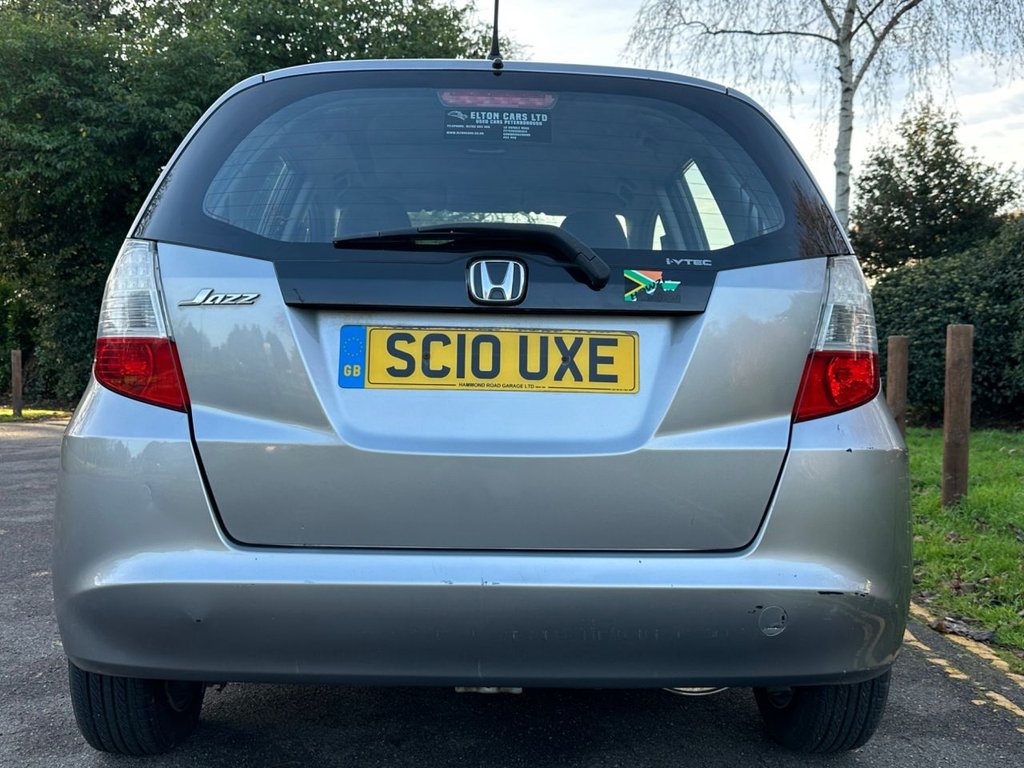 Used Honda Jazz 2010 for sale - 76934602: Photo 8