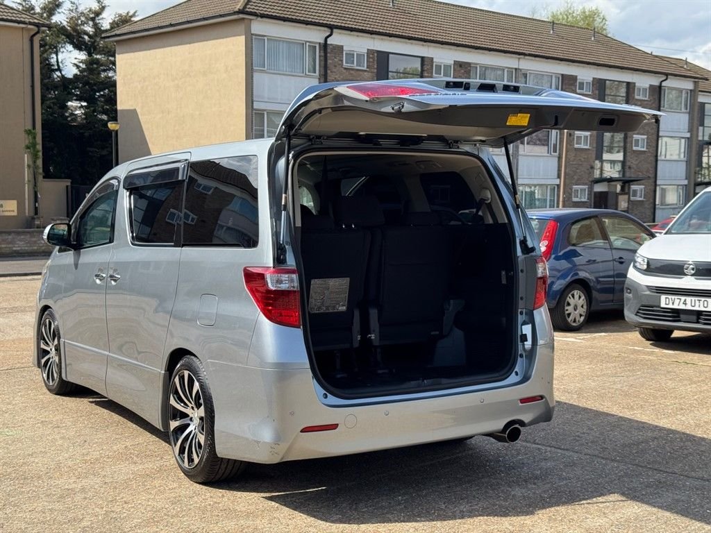 Used Toyota Alphard 2025 for sale - 77547595: Photo 27