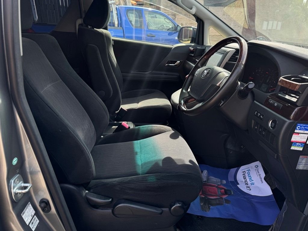 Used Toyota Alphard 2025 for sale - 77547595: Photo 38