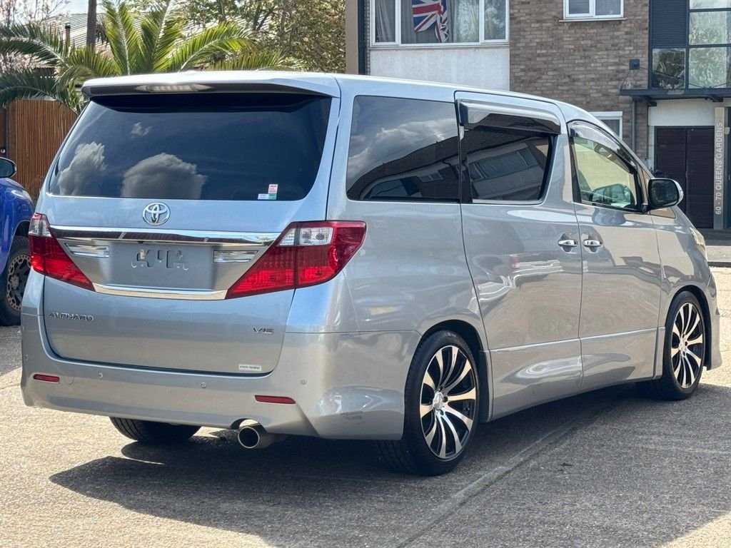 Used Toyota Alphard 2025 for sale - 77547595: Photo 4