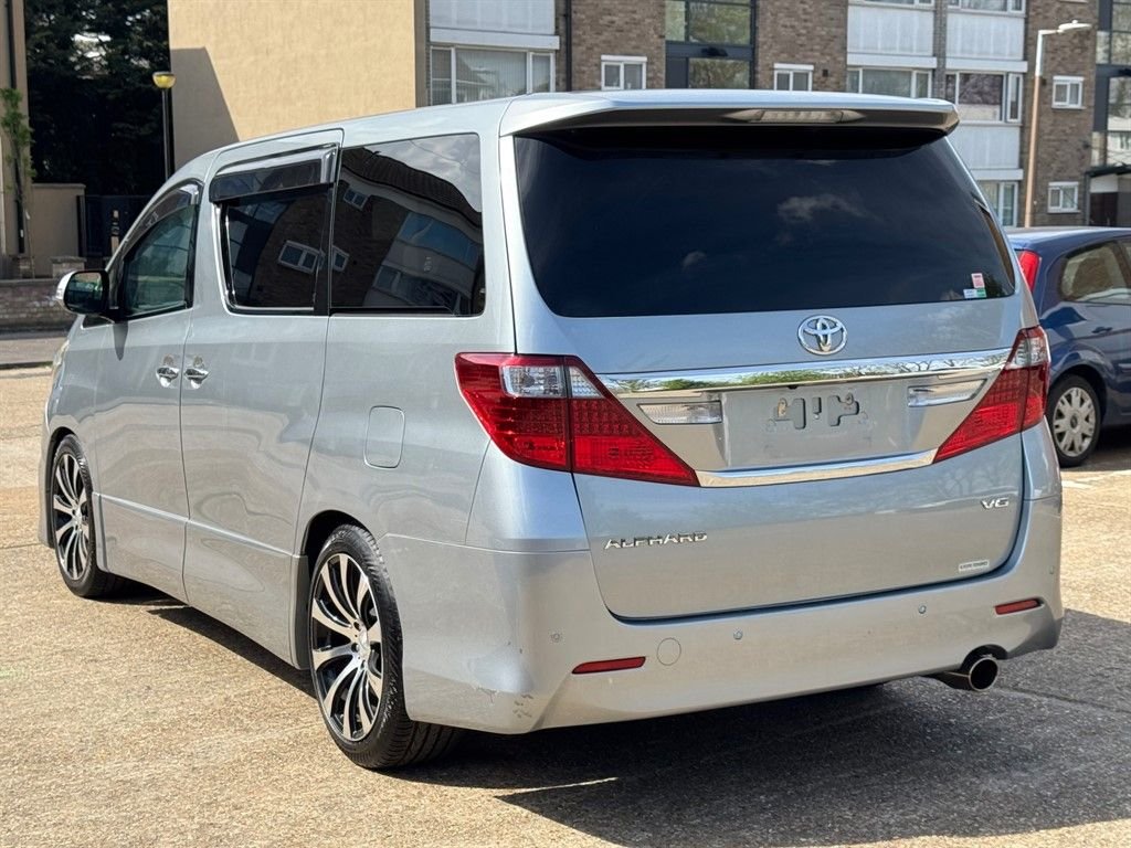 Used Toyota Alphard 2025 for sale - 77547595: Photo 6
