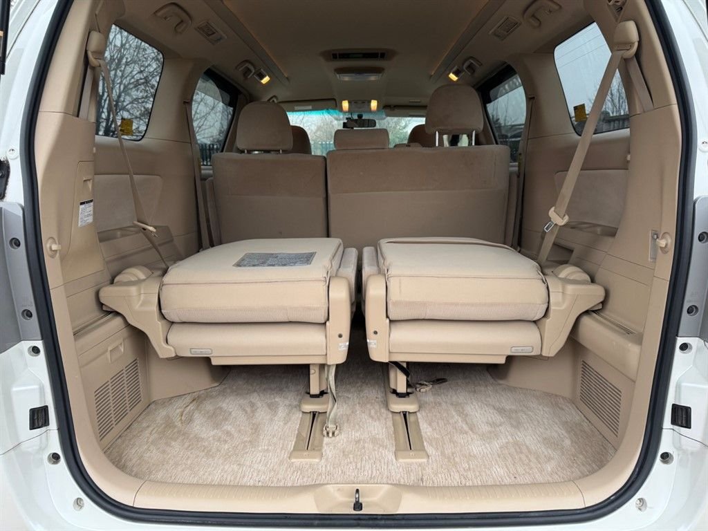 Used Toyota Alphard 2024 for sale - 77557822: Photo 10