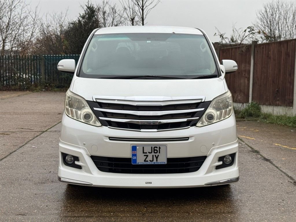 Used Toyota Alphard 2024 for sale - 77557822: Photo 2