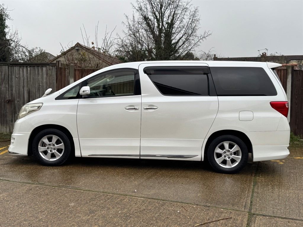 Used Toyota Alphard 2024 for sale - 77557822: Photo 8