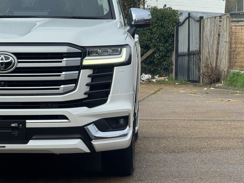 Used Toyota Land Cruiser 2024 for sale - 77734387: Photo 11