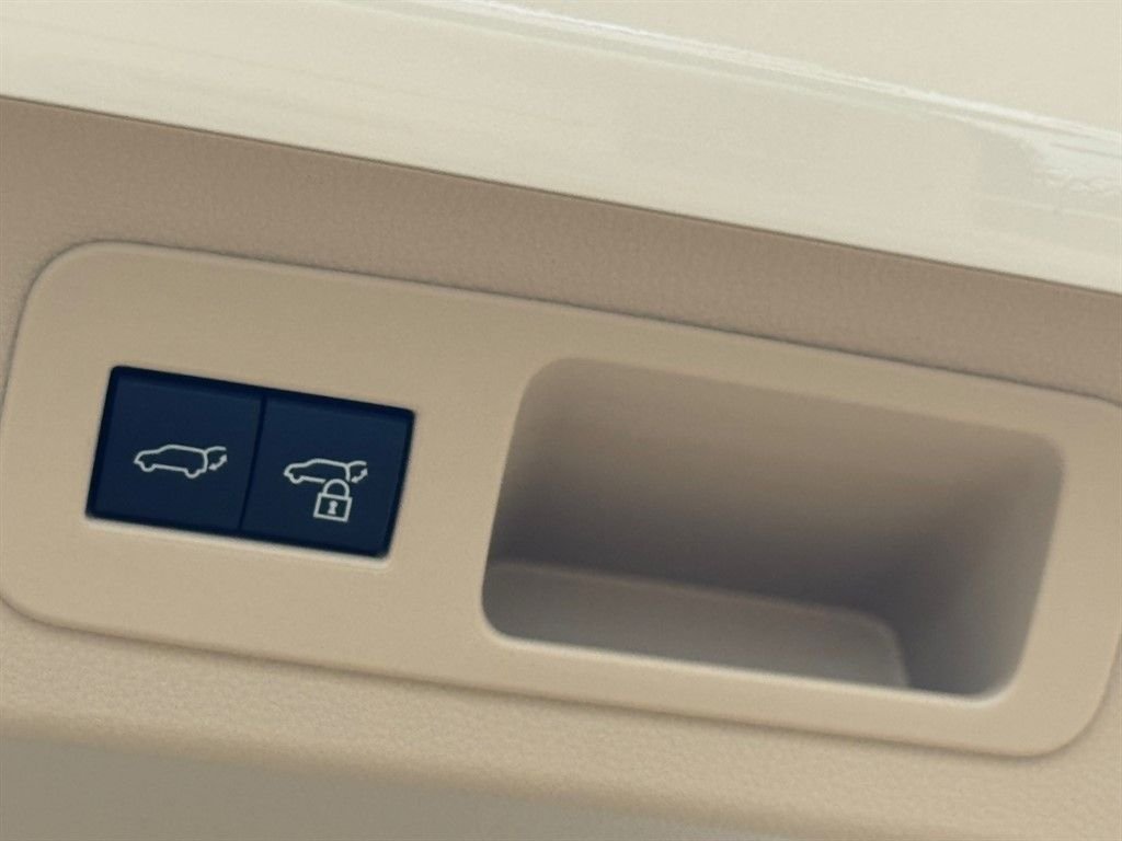 Used Toyota Land Cruiser 2024 for sale - 77734387: Photo 25