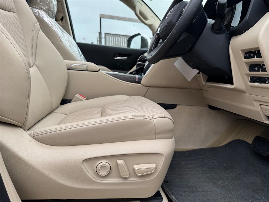 Used Toyota Land Cruiser 2024 for sale - 77734387: Photo 35