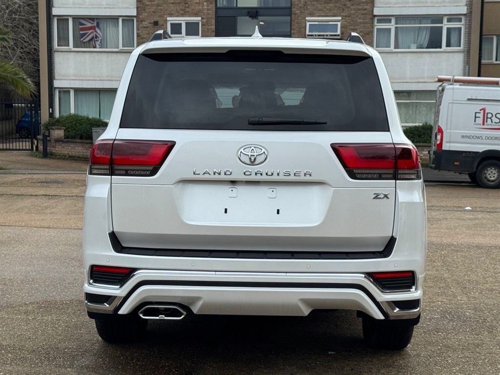 Used Toyota Land Cruiser 2024 for sale - 77734387: Photo 43