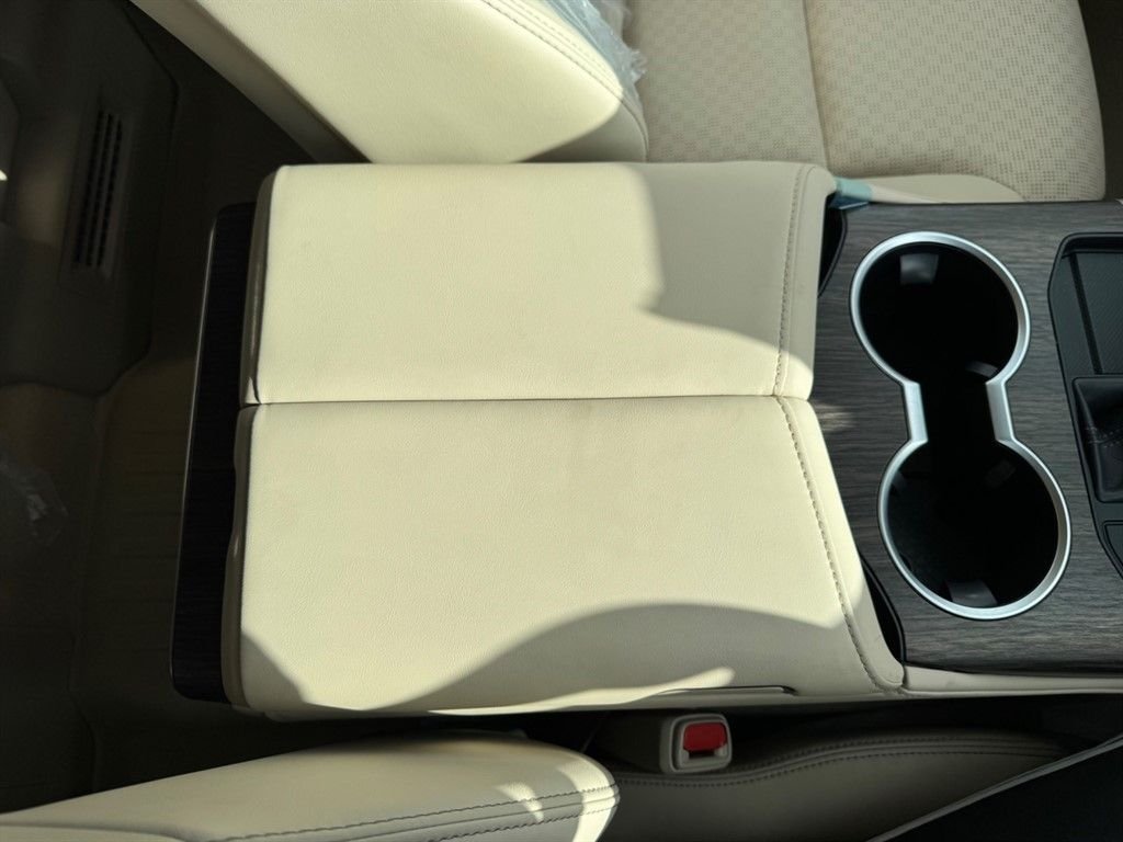 Used Toyota Land Cruiser 2024 for sale - 77734387: Photo 44