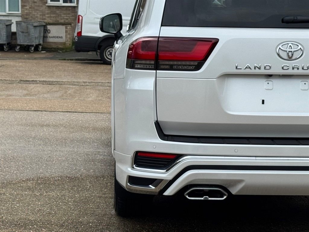 Used Toyota Land Cruiser 2024 for sale - 77734387: Photo 50