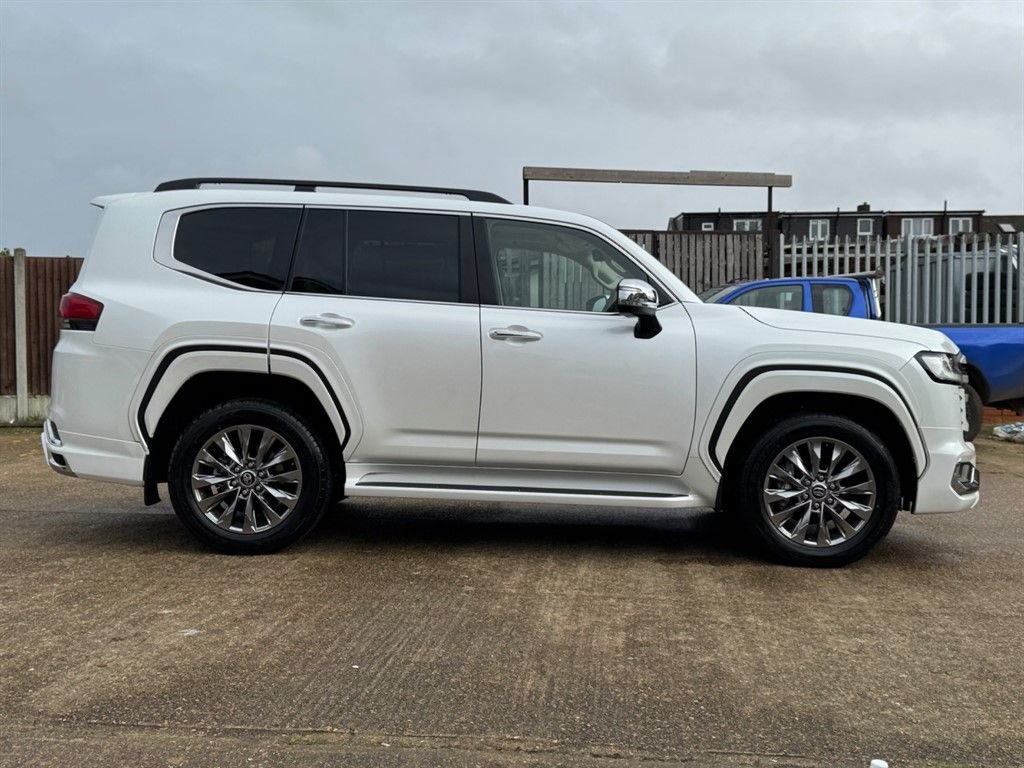 Used Toyota Land Cruiser 2024 for sale - 77734387: Photo 7