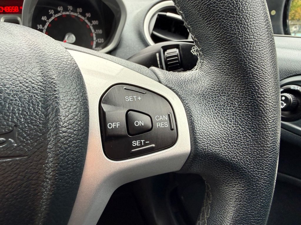 Used Ford Fiesta 2011 for sale - 76848224: Photo 24