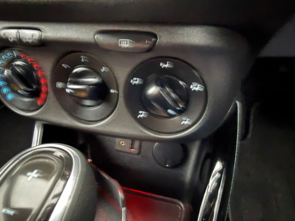 Used Vauxhall Corsa 2015 for sale - 76848226: Photo 11