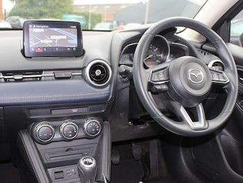 Used Mazda Mazda2 2021 for sale - 76452791: Photo