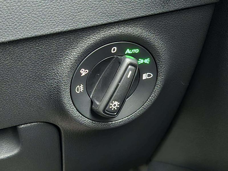 Used Skoda Karoq 2025 for sale - 76882516: Photo 26