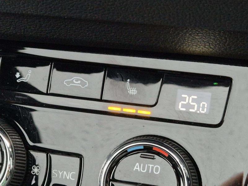 Used Skoda Karoq 2025 for sale - 76882516: Photo 32