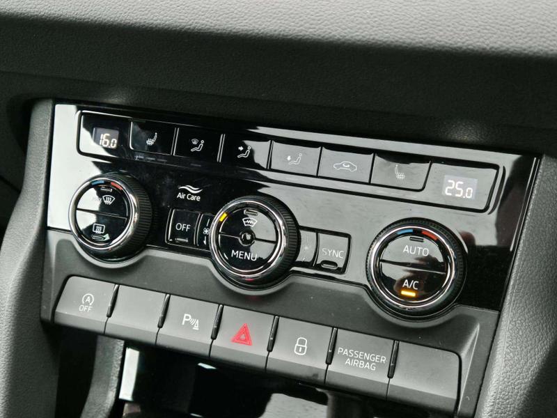 Used Skoda Karoq 2025 for sale - 76882516: Photo 33