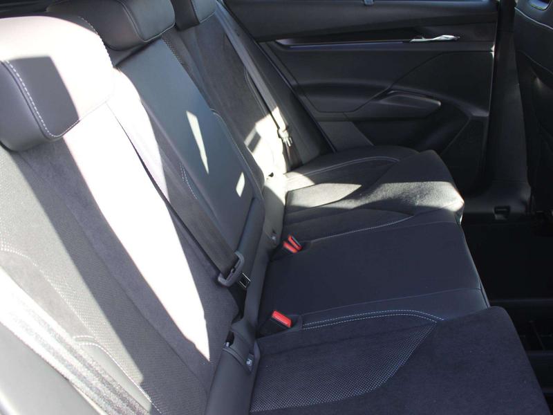 Used Skoda Enyaq 2025 for sale - 76117541: Photo 10