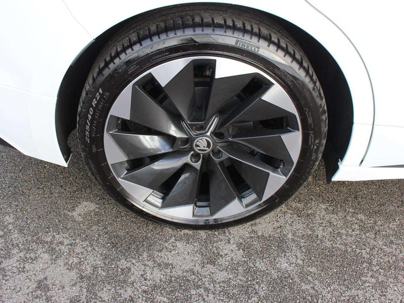 Used Skoda Enyaq 2025 for sale - 76117541: Photo 24