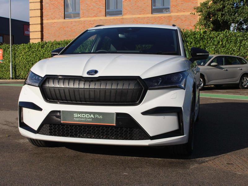 Used Skoda Enyaq 2025 for sale - 76117541: Photo 8