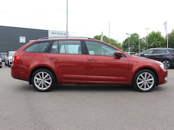 Used Skoda Octavia 2015 for sale - 78644165: Photo