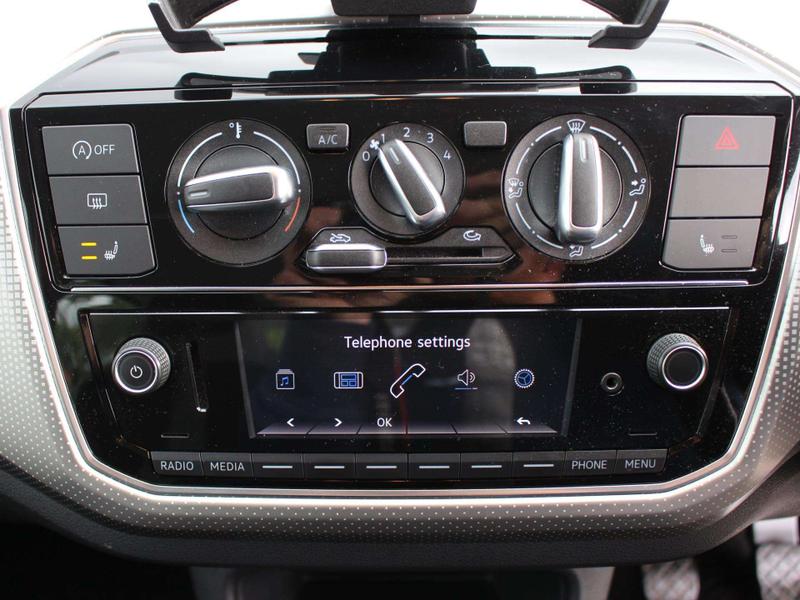 Used Volkswagen up! 2018 for sale - 76382342: Photo 29