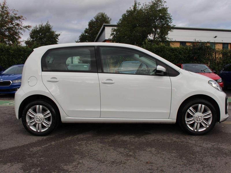 Used Volkswagen up! 2018 for sale - 76382342: Photo 4