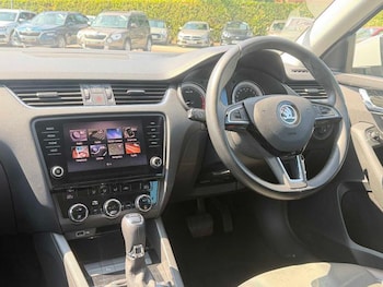 Used Skoda Octavia 2020 for sale - 79203217: Photo