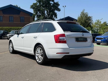 Used Skoda Octavia 2020 for sale - 79203217: Photo