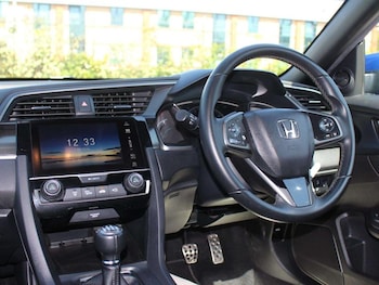Used Honda Civic 2019 for sale - 78381762: Photo