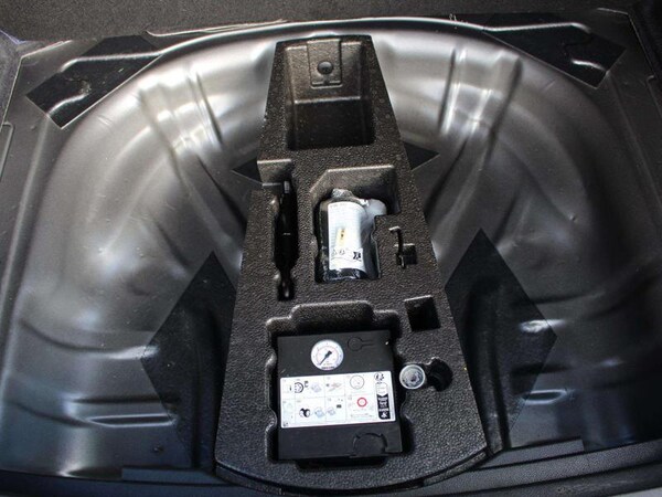 Used Skoda Karoq 2023 for sale - 76131453: Photo 15