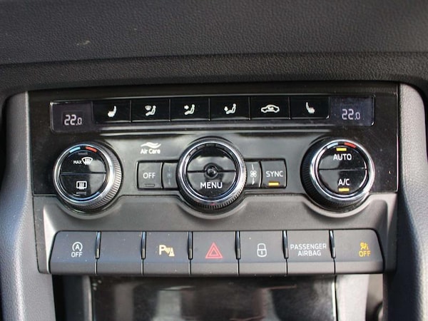 Used Skoda Karoq 2023 for sale - 76131453: Photo 28