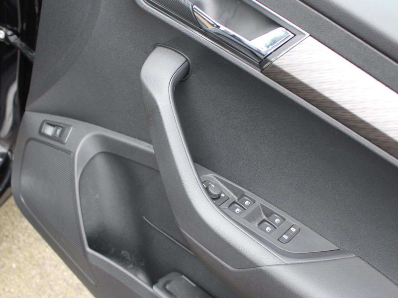 Used Skoda Karoq 2025 for sale - 76685049: Photo 31