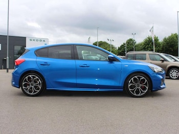 Used Ford Focus 2022 for sale - 78706125: Photo