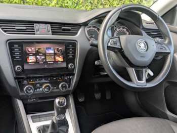 Used Skoda Octavia 2018 for sale - 74858454: Photo
