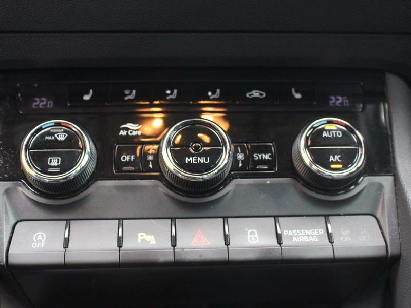 Used Skoda Karoq 2019 for sale - 76131311: Photo 29