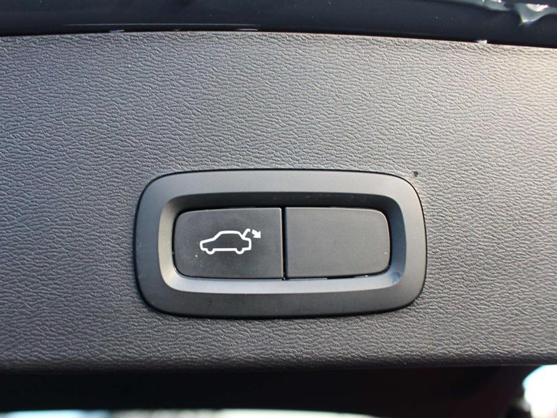 Used Volvo XC40 2021 for sale - 77176204: Photo 16