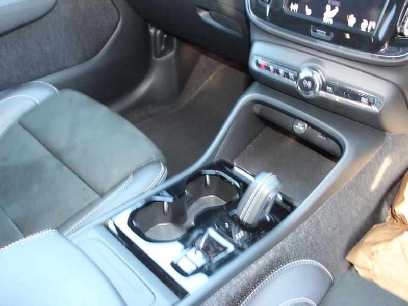 Used Volvo XC40 2021 for sale - 77176204: Photo 29