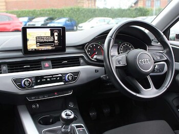 Used Audi A4 2017 for sale - 77393895: Photo