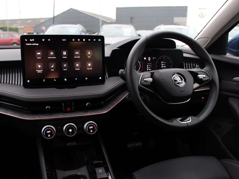 Used Skoda Superb 2024 for sale - 76553880: Photo 2